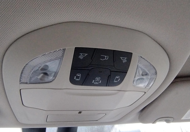 Chrysler Pacifica cena 171585 przebieg: 80500, rok produkcji 2021 z Czersk małe 232